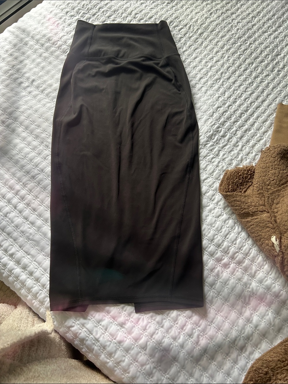 Lululemon Nulu Pencil Black Skirt